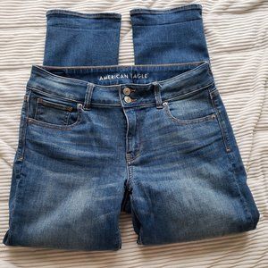 American Eagle Artist Crop NE(X)T Level Stretch Jean – Size 10 Long